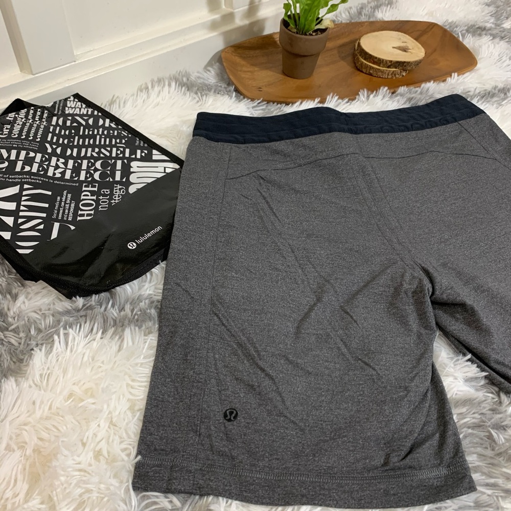 Lululemon Men’s Trunk. Grey (Size M)